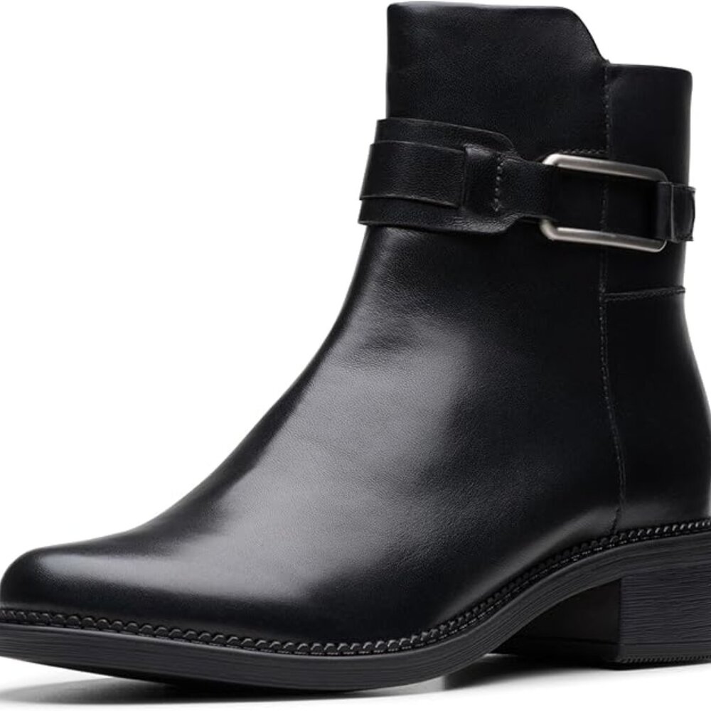 Clarks Black Leather Ankle Boot Size 9.5 W